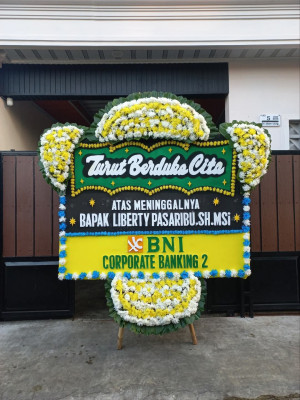 Papan Bunga Duka di Mamosalato
